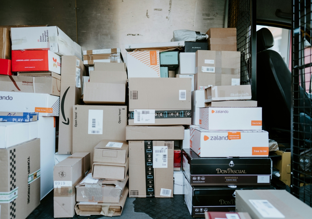 claudio-schwarz-q8kR_ie6WnI-unsplash