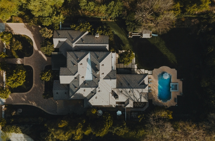 oak-motion-7vYMAVS-cKo-unsplash