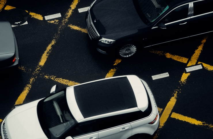 Firmenparkplatz_damir-babacic-V6dyupmgIMs-unsplash-min Firmenparkplatz_damir-babacic-V6dyupmgIMs-unsplash-min